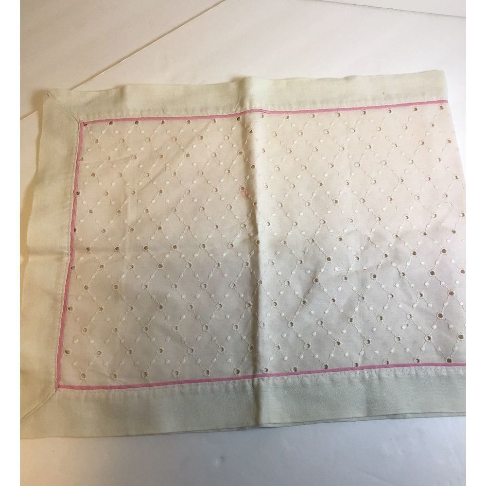 Vintage Eyelet Dresser Scarf 